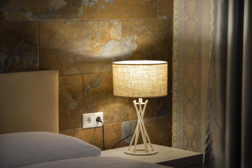 טביליסי Eleon Boutique Hotel מראה חיצוני תמונה