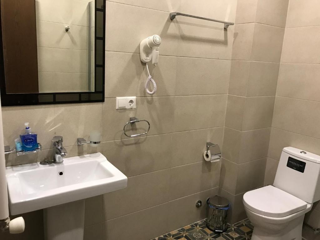 טביליסי Eleon Boutique Hotel מראה חיצוני תמונה