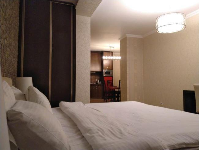 טביליסי Eleon Boutique Hotel מראה חיצוני תמונה