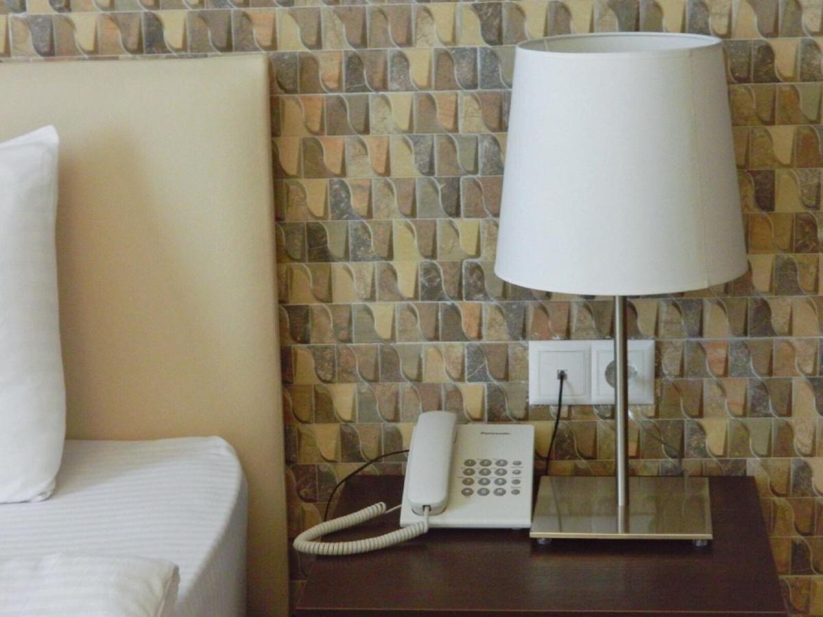 טביליסי Eleon Boutique Hotel מראה חיצוני תמונה